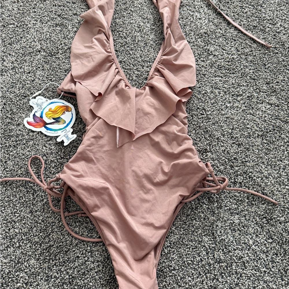Salty Mermaid Ruffled One Piece Swimsuit with lace up sides & back sz small NWT